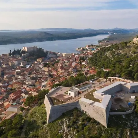 Komfortable, Modern Eingerichtete Sibenik